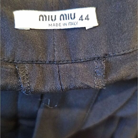 NWT Miu Miu Black Silk Capri Pants Size 44 - Picture 6 of 8